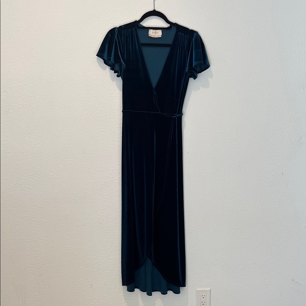 BHLDN Thrive Velvet Wrap Midi Dress in Dark Teal/Navy